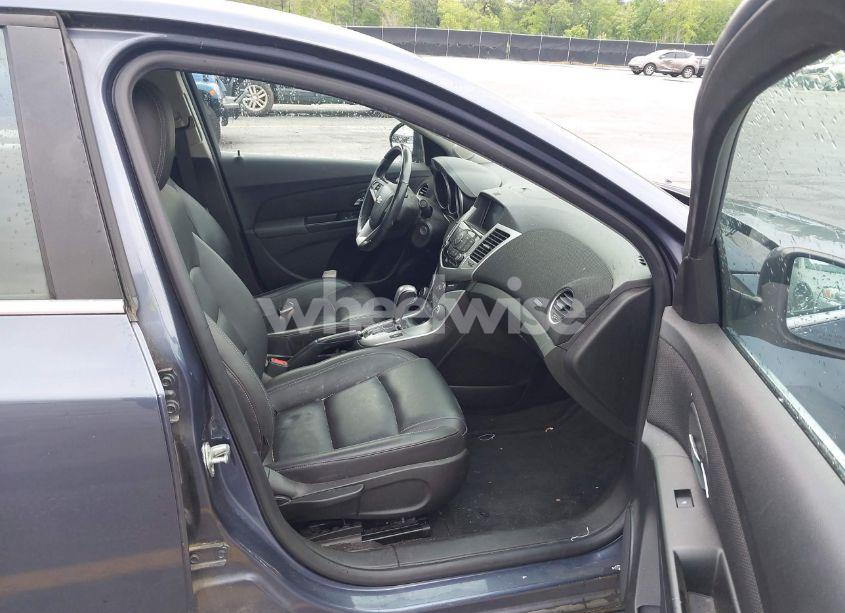 Photo 5 of 2014 Chevrolet Cruze 2LT AUTO (VIN 1G1PE5SB0E7167252)