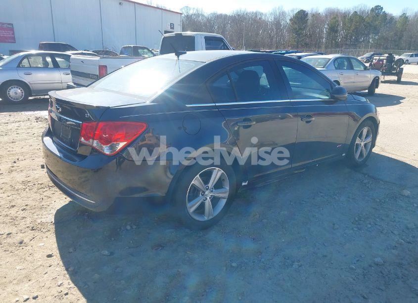 Photo 4 of 2014 Chevrolet Cruze 2LT AUTO (VIN 1G1PE5SB0E7291666)