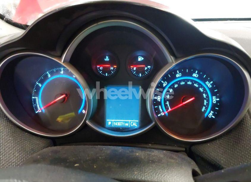 Photo 7 of 2014 Chevrolet Cruze 2LT AUTO (VIN 1G1PE5SB0E7309535)