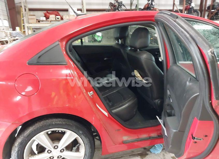 Photo 8 of 2014 Chevrolet Cruze 2LT AUTO (VIN 1G1PE5SB0E7309535)