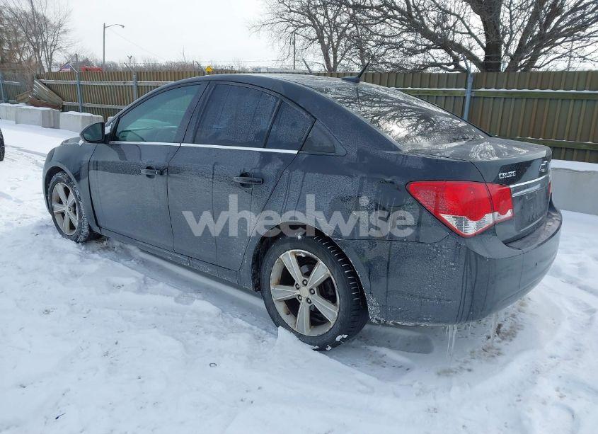 Photo 3 of 2014 Chevrolet Cruze 2LT AUTO (VIN 1G1PE5SB0E7336105)