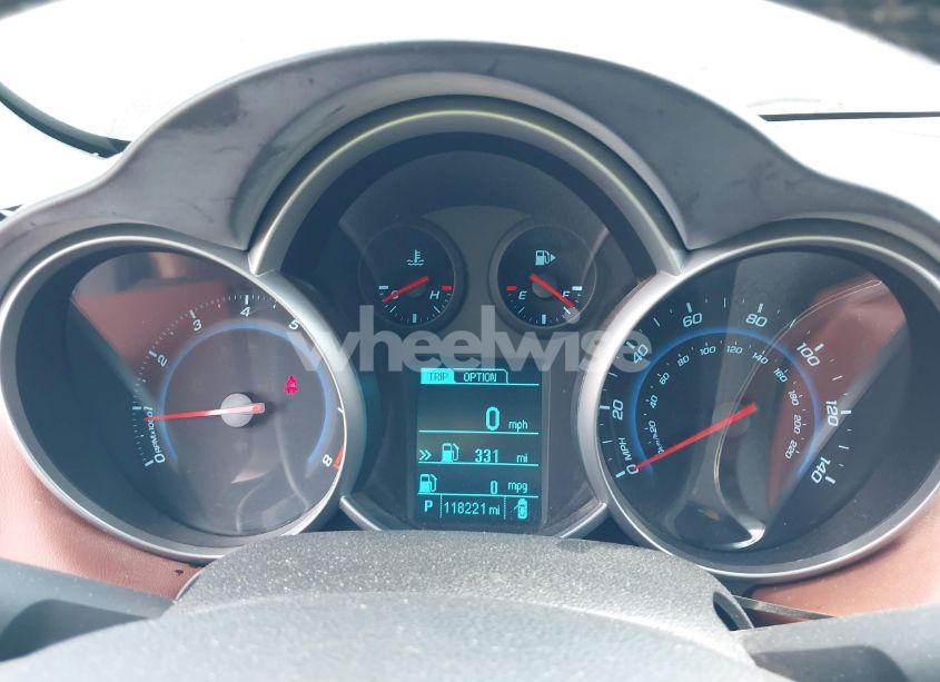 Photo 7 of 2014 Chevrolet Cruze 2LT AUTO (VIN 1G1PE5SB0E7376622)