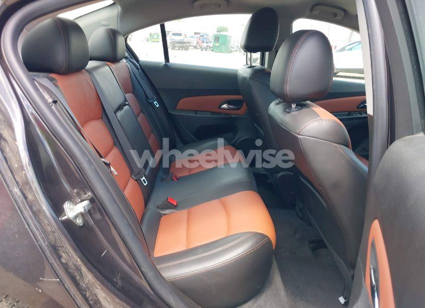 Photo 8 of 2014 Chevrolet Cruze 2LT AUTO (VIN 1G1PE5SB0E7376622)