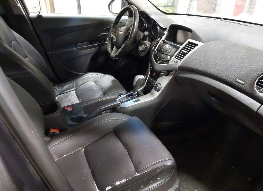 Photo 5 of 2014 Chevrolet Cruze 2LT AUTO (VIN 1G1PE5SB0E7417931)