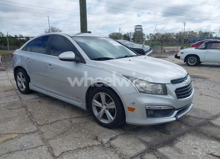 2015 Chevrolet Cruze 2LT AUTO (VIN 1G1PE5SB0F7101947) main photo