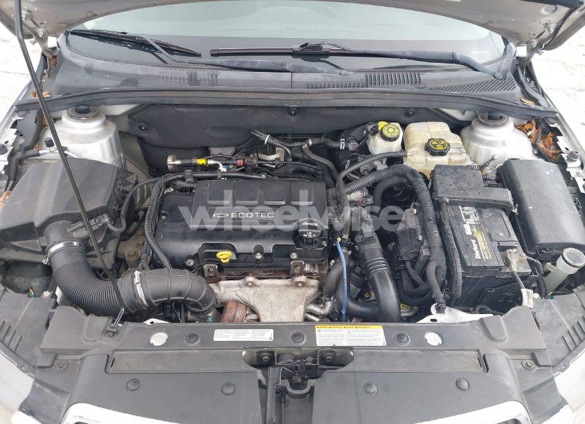 Photo 10 of 2015 Chevrolet Cruze 2LT AUTO (VIN 1G1PE5SB0F7101947)