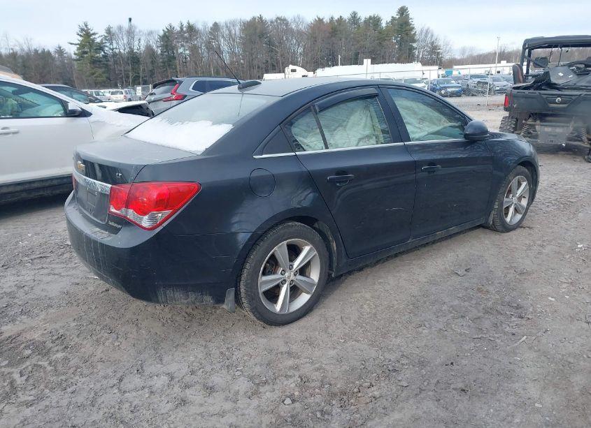 Photo 4 of 2015 Chevrolet Cruze 2LT AUTO (VIN 1G1PE5SB0F7140442)