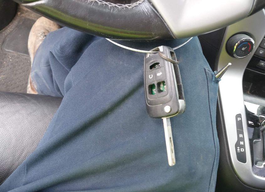 Photo 11 of 2015 Chevrolet Cruze 2LT AUTO (VIN 1G1PE5SB0F7143373)