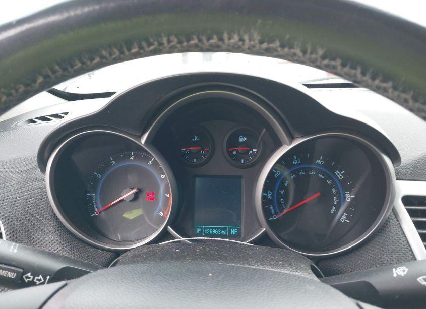 Photo 7 of 2015 Chevrolet Cruze 2LT AUTO (VIN 1G1PE5SB0F7143373)