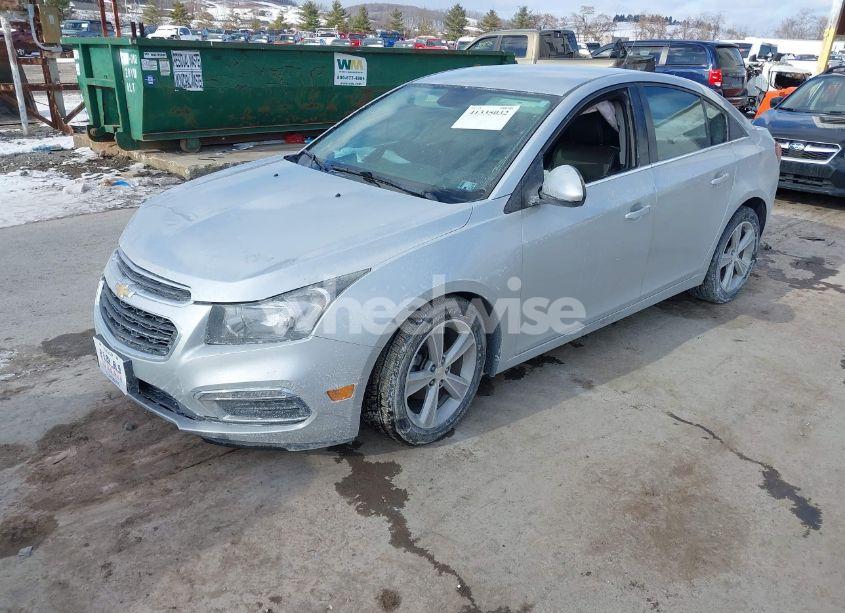 Photo 2 of 2015 Chevrolet Cruze 2LT AUTO (VIN 1G1PE5SB0F7154406)