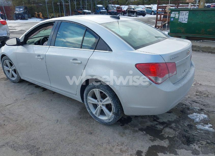 Photo 3 of 2015 Chevrolet Cruze 2LT AUTO (VIN 1G1PE5SB0F7154406)