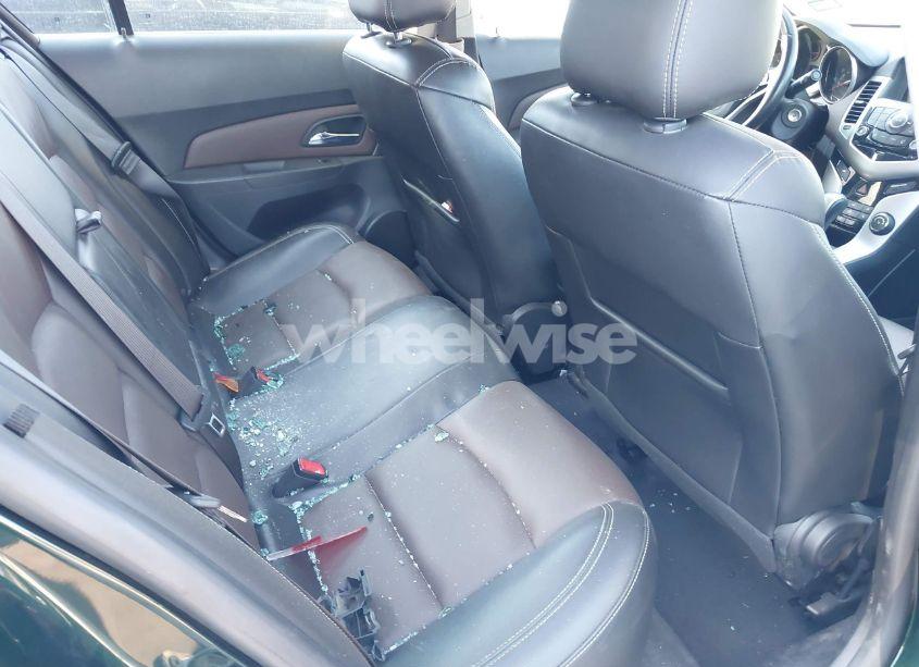 Photo 8 of 2015 Chevrolet Cruze 2LT AUTO (VIN 1G1PE5SB0F7157936)