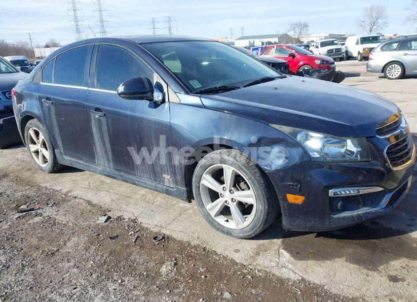 2015 Chevrolet Cruze 2LT AUTO (VIN 1G1PE5SB0F7175644) main photo