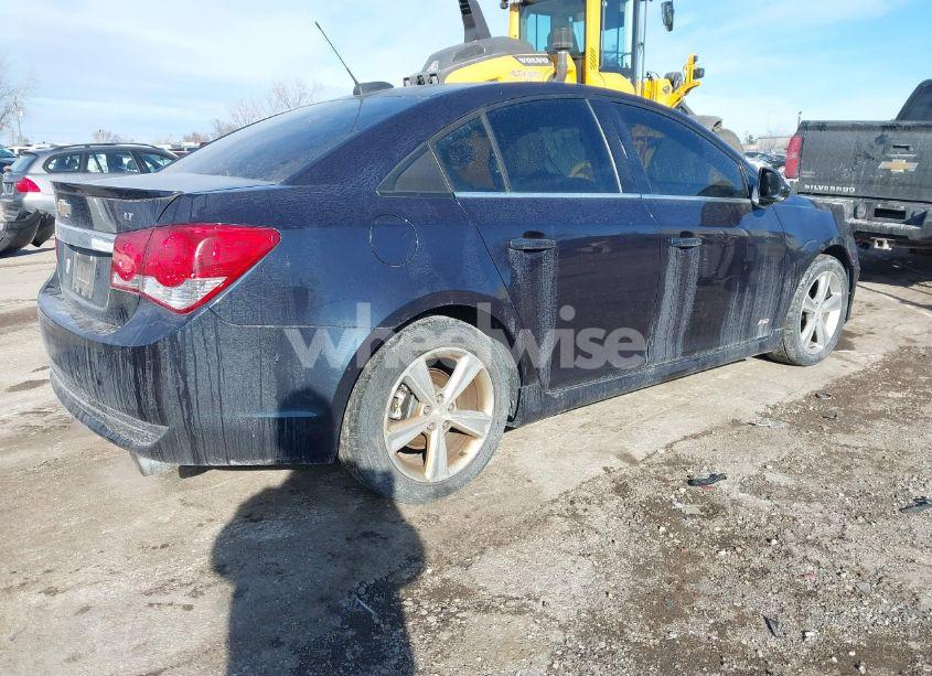 Photo 4 of 2015 Chevrolet Cruze 2LT AUTO (VIN 1G1PE5SB0F7175644)