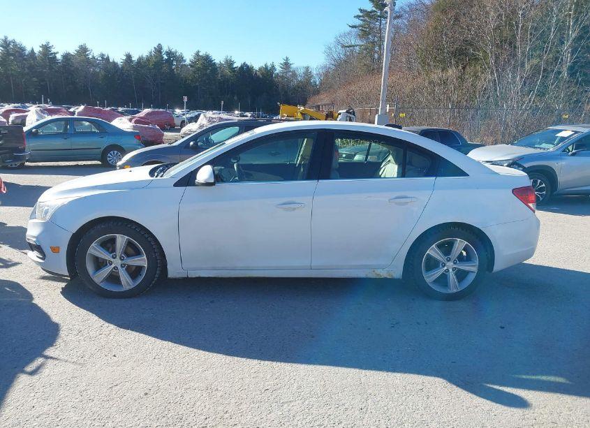 Photo 12 of 2015 Chevrolet Cruze 2LT AUTO (VIN 1G1PE5SB0F7214121)