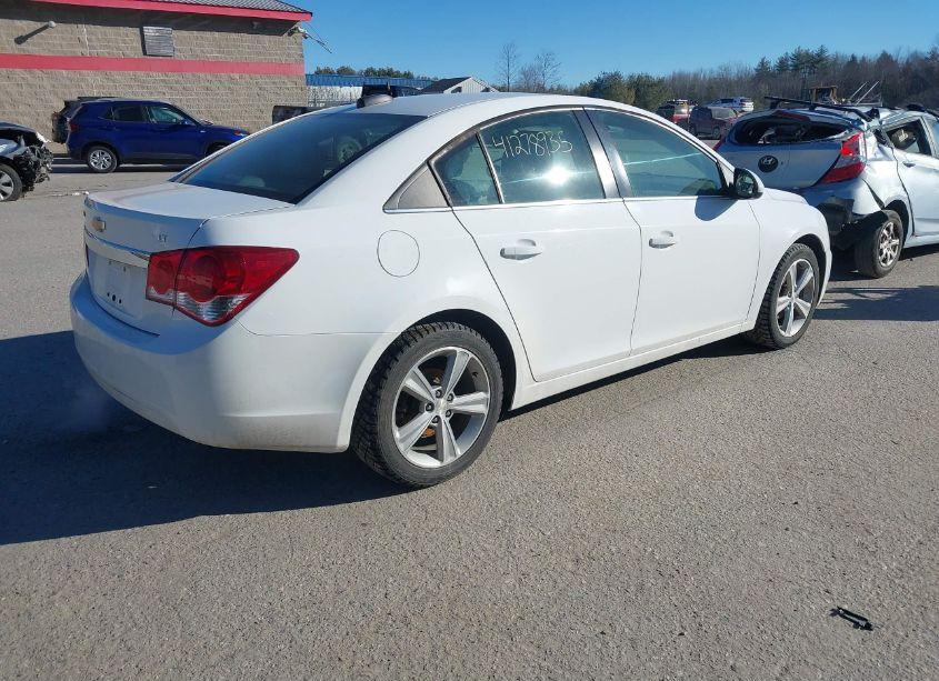 Photo 4 of 2015 Chevrolet Cruze 2LT AUTO (VIN 1G1PE5SB0F7214121)