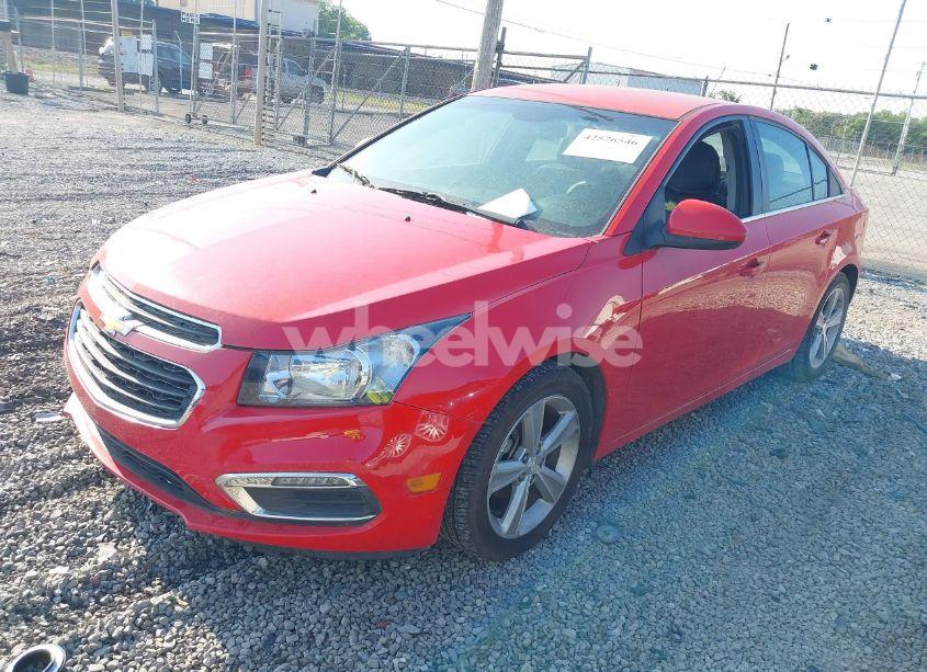 Photo 2 of 2015 Chevrolet Cruze 2LT AUTO (VIN 1G1PE5SB0F7231646)