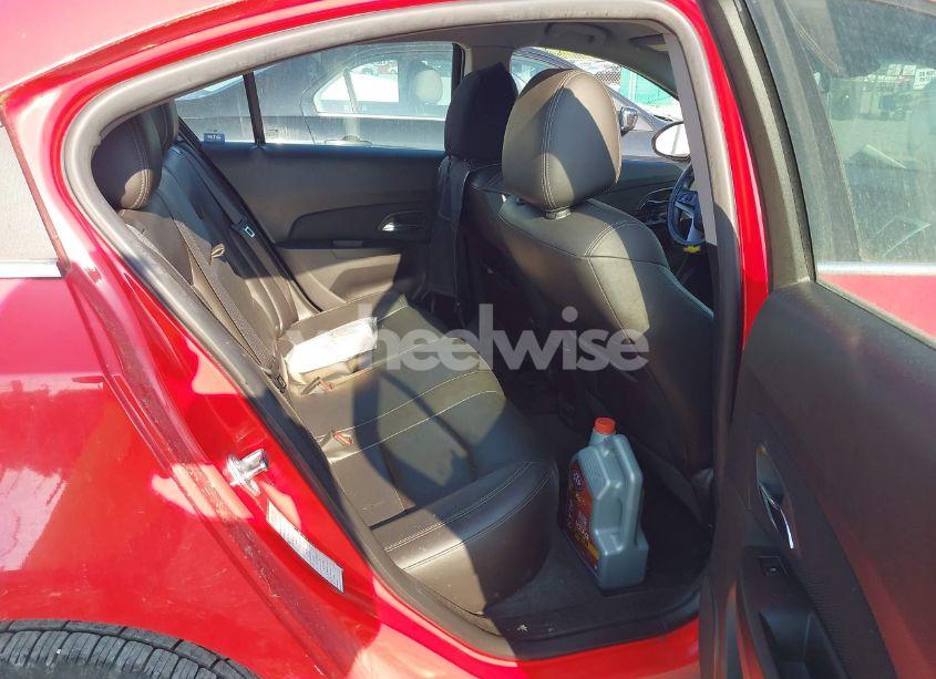 Photo 8 of 2015 Chevrolet Cruze 2LT AUTO (VIN 1G1PE5SB0F7231646)