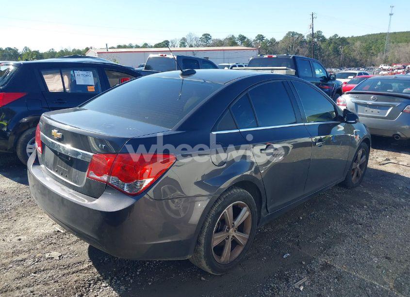 Photo 4 of 2015 Chevrolet Cruze 2LT AUTO (VIN 1G1PE5SB0F7299297)