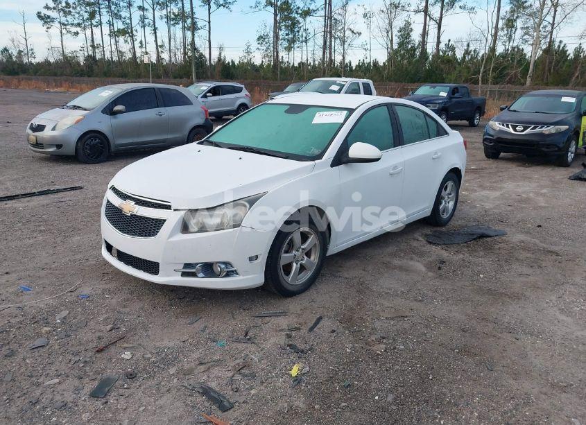 Photo 2 of 2016 Chevrolet Cruze LIMITED 1LT AUTO (VIN 1G1PE5SB0G7115834)