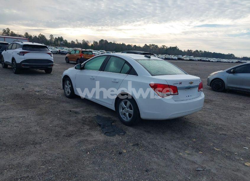 Photo 3 of 2016 Chevrolet Cruze LIMITED 1LT AUTO (VIN 1G1PE5SB0G7115834)