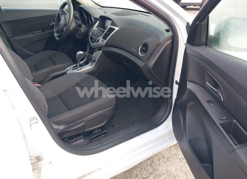 Photo 5 of 2016 Chevrolet Cruze LIMITED 1LT AUTO (VIN 1G1PE5SB0G7115834)