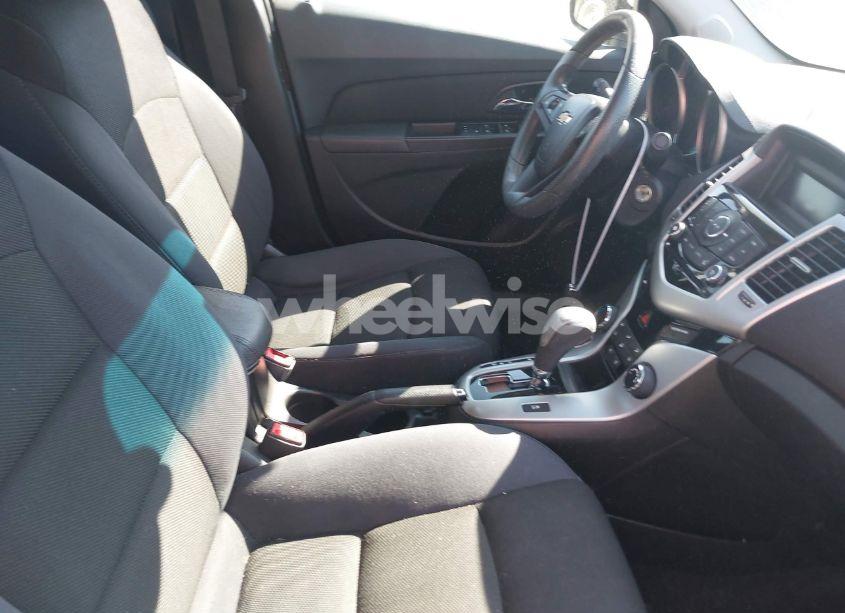 Photo 5 of 2016 Chevrolet Cruze LIMITED 1LT AUTO (VIN 1G1PE5SB0G7137297)