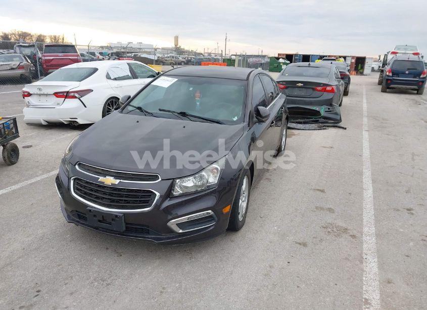 Photo 2 of 2016 Chevrolet Cruze LIMITED 1LT AUTO (VIN 1G1PE5SB0G7152172)