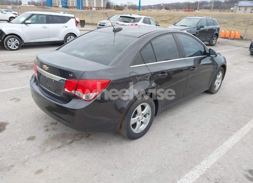 Photo 4 of 2016 Chevrolet Cruze LIMITED 1LT AUTO (VIN 1G1PE5SB0G7152172)