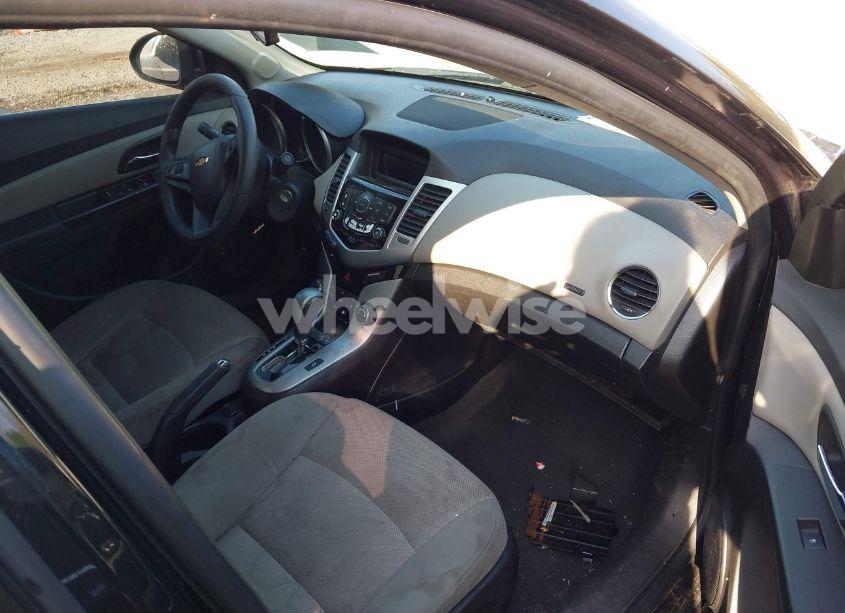 Photo 5 of 2016 Chevrolet Cruze LIMITED 1LT AUTO (VIN 1G1PE5SB0G7170350)