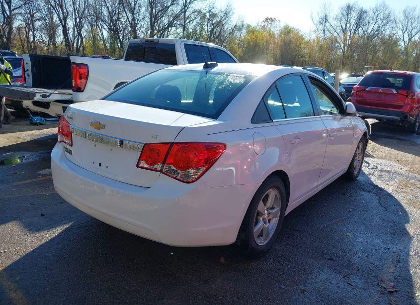 Photo 4 of 2016 Chevrolet Cruze LIMITED 1LT AUTO (VIN 1G1PE5SB0G7186466)