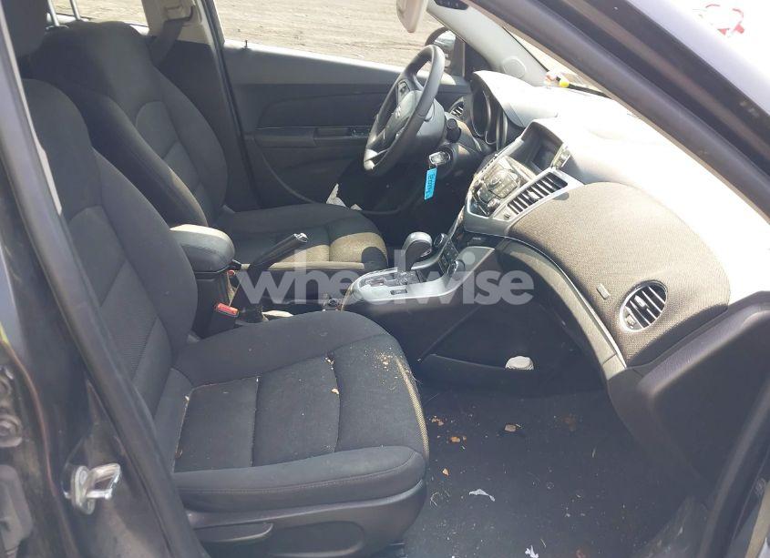 Photo 5 of 2016 Chevrolet Cruze LIMITED 1LT AUTO (VIN 1G1PE5SB0G7203086)