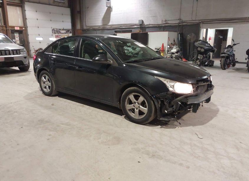 2016 Chevrolet Cruze LIMITED 1LT AUTO (VIN 1G1PE5SB0G7205811) main photo