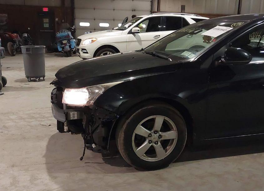 Photo 13 of 2016 Chevrolet Cruze LIMITED 1LT AUTO (VIN 1G1PE5SB0G7205811)