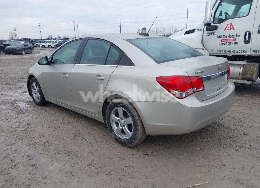 Photo 3 of 2016 Chevrolet Cruze LIMITED 1LT AUTO (VIN 1G1PE5SB0G7207803)