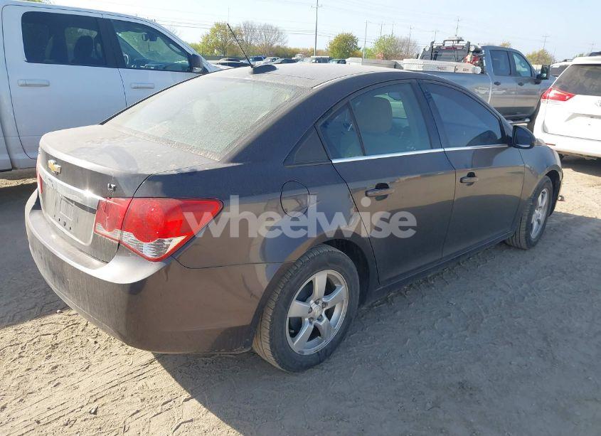 Photo 4 of 2016 Chevrolet Cruze LIMITED 1LT AUTO (VIN 1G1PE5SB0G7225878)