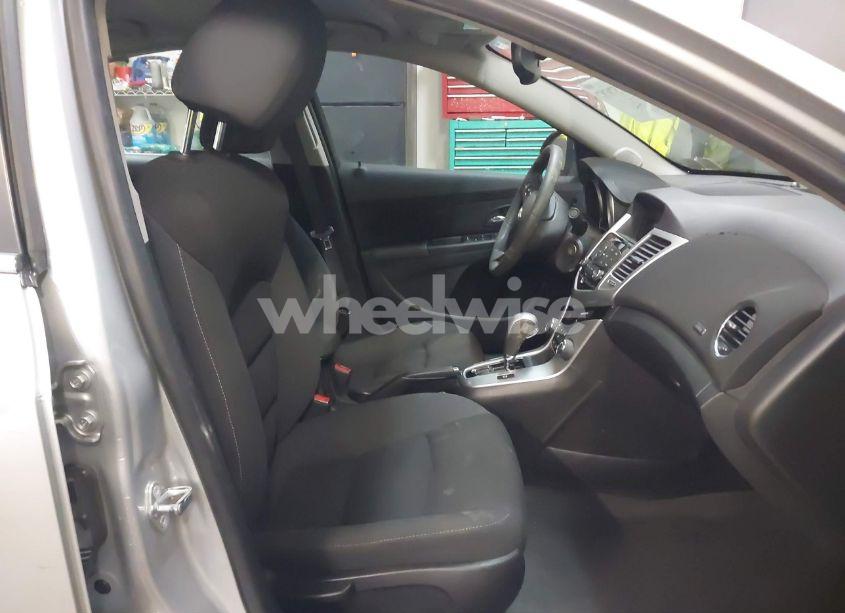 Photo 5 of 2016 Chevrolet Cruze LIMITED 1LT AUTO (VIN 1G1PE5SB0G7229512)