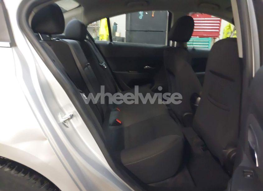 Photo 8 of 2016 Chevrolet Cruze LIMITED 1LT AUTO (VIN 1G1PE5SB0G7229512)
