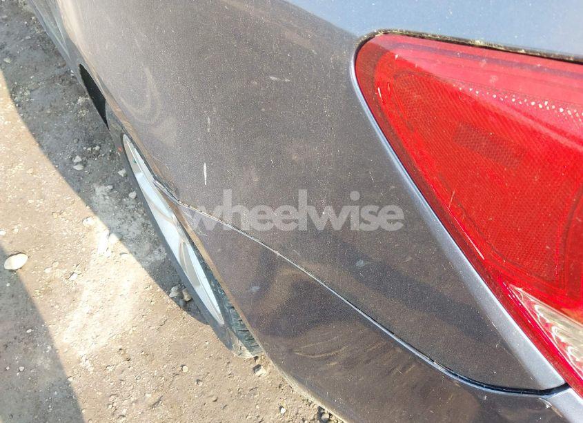 Photo 6 of 2013 Chevrolet Cruze 2LT AUTO (VIN 1G1PE5SB1D7108211)