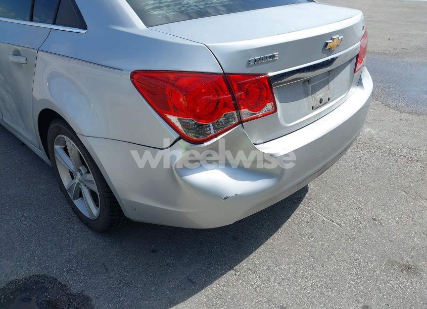 Photo 6 of 2013 Chevrolet Cruze 2LT AUTO (VIN 1G1PE5SB1D7141225)