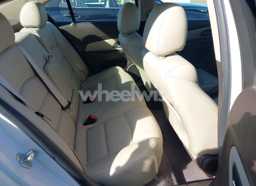 Photo 8 of 2013 Chevrolet Cruze 2LT AUTO (VIN 1G1PE5SB1D7156680)