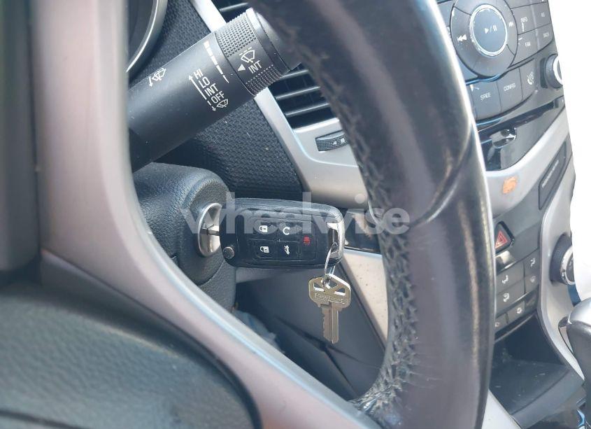 Photo 11 of 2013 Chevrolet Cruze 2LT AUTO (VIN 1G1PE5SB1D7273661)