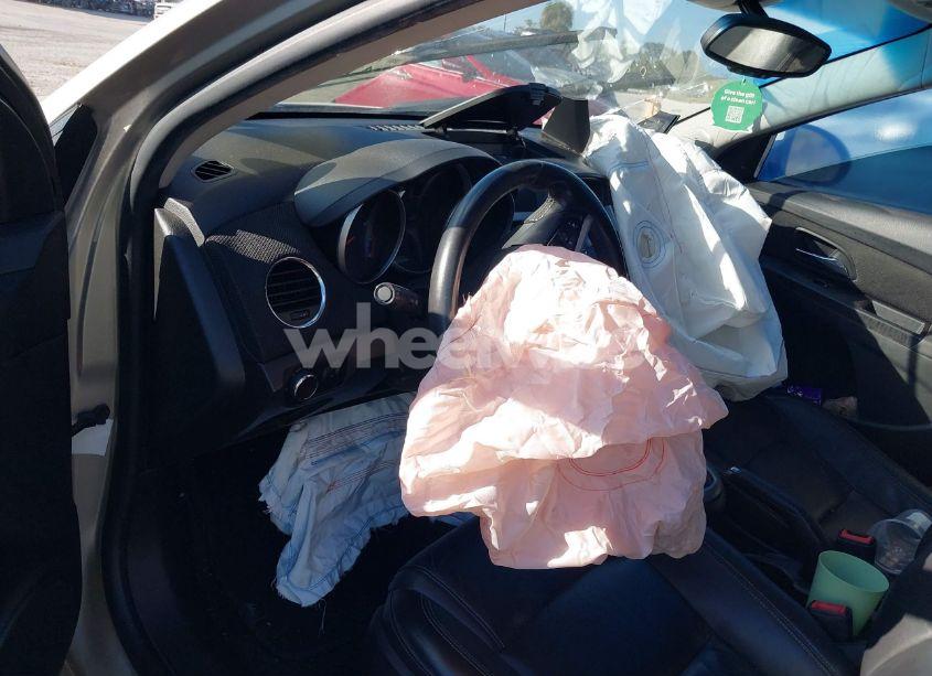 Photo 15 of 2013 Chevrolet Cruze 2LT AUTO (VIN 1G1PE5SB1D7273661)