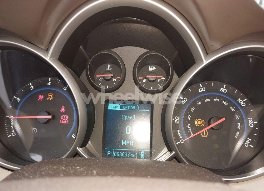 Photo 7 of 2013 Chevrolet Cruze 2LT AUTO (VIN 1G1PE5SB1D7298527)