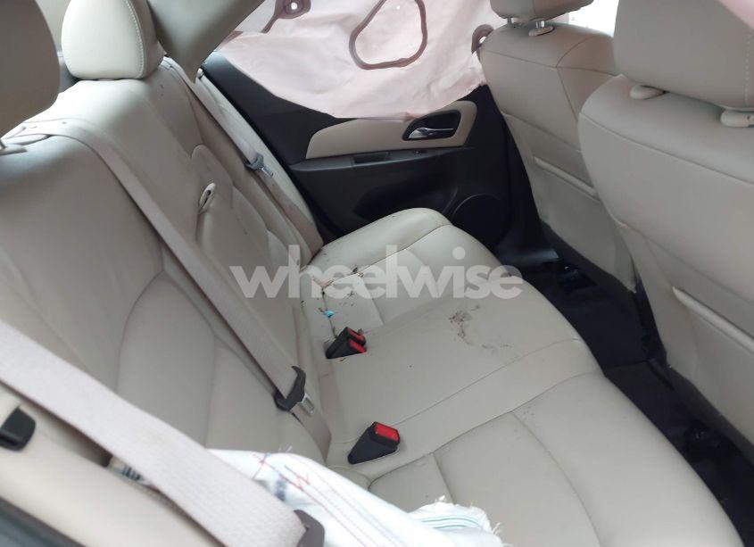 Photo 8 of 2013 Chevrolet Cruze 2LT AUTO (VIN 1G1PE5SB1D7298527)