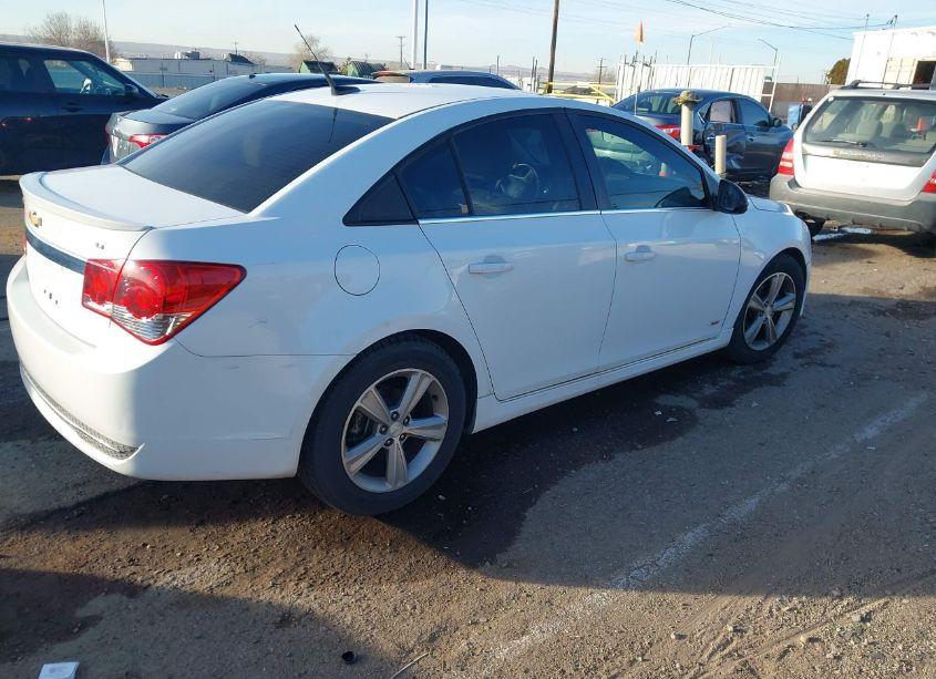 Photo 4 of 2014 Chevrolet Cruze 2LT AUTO (VIN 1G1PE5SB1E7107562)