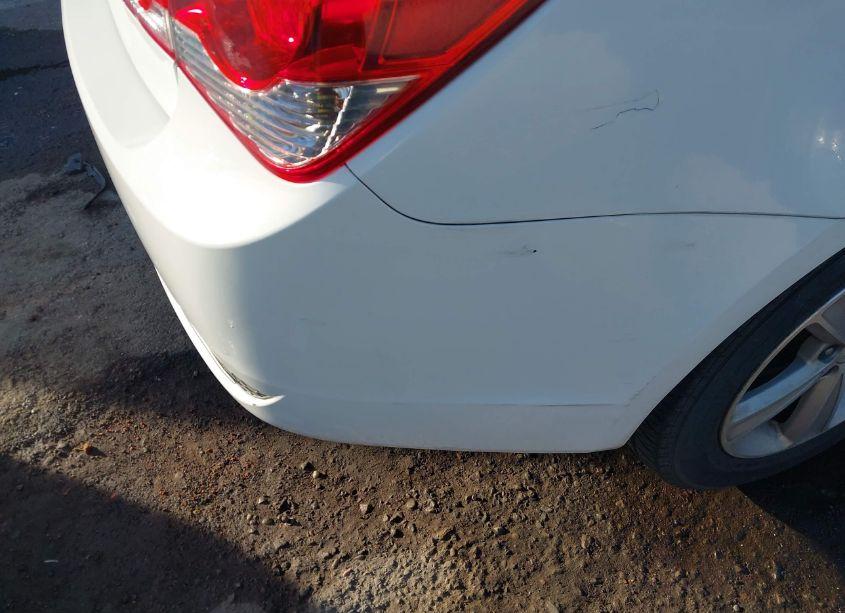 Photo 6 of 2014 Chevrolet Cruze 2LT AUTO (VIN 1G1PE5SB1E7107562)