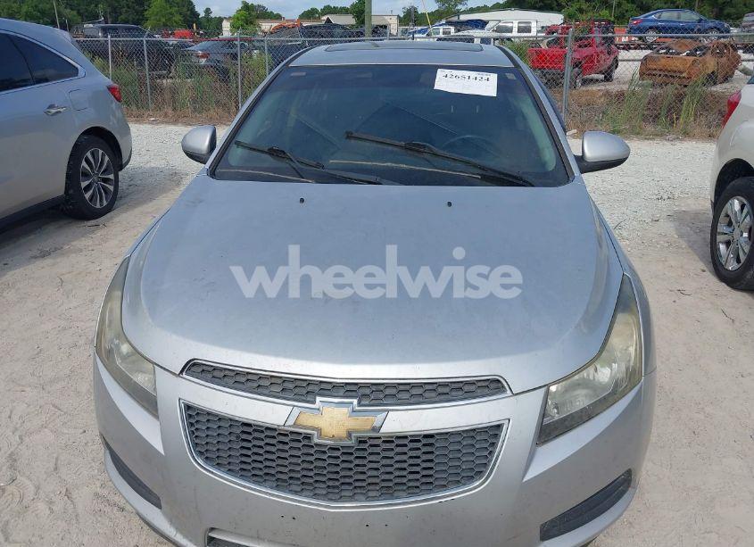 Photo 6 of 2014 Chevrolet Cruze 2LT AUTO (VIN 1G1PE5SB1E7117010)