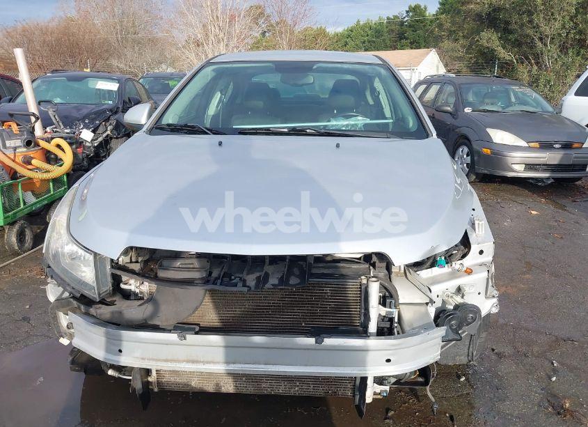 Photo 13 of 2014 Chevrolet Cruze 2LT AUTO (VIN 1G1PE5SB1E7225319)