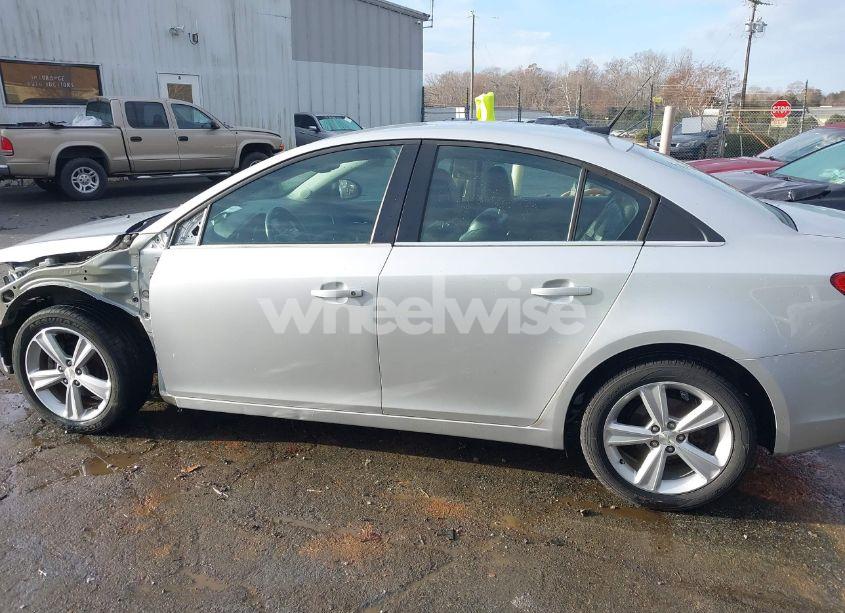 Photo 15 of 2014 Chevrolet Cruze 2LT AUTO (VIN 1G1PE5SB1E7225319)